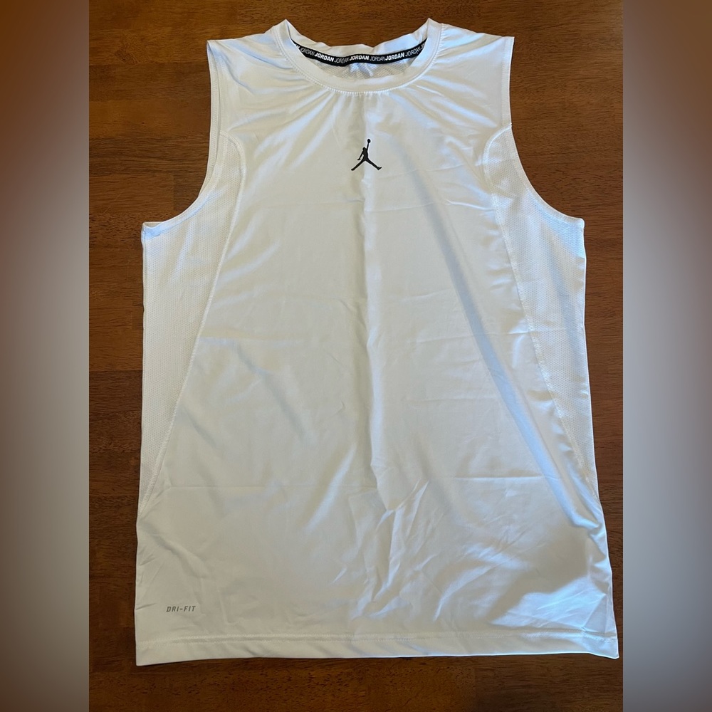 Jordan sleeveless compression shirt boys XL white